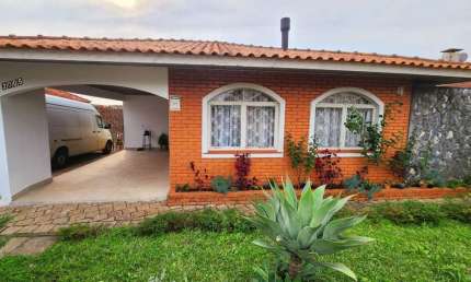 Casa Residencial com 2 quartos  à venda, 128.00 m2 por R$700000.00  - Uvaranas - Ponta Grossa/PR