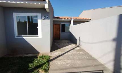 Casa Residencial com 2 quartos  para alugar, 55.00 m2 por R$1200.00  -  - Ponta Grossa/PR