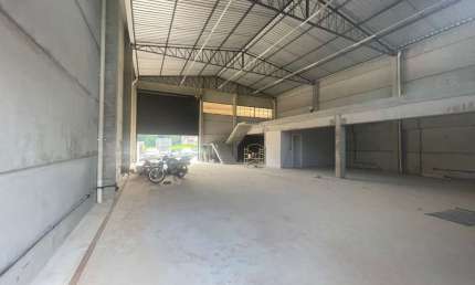 Comercial para alugar, 323.00 m2 por R$7500.00  - Uvaranas - Ponta Grossa/PR