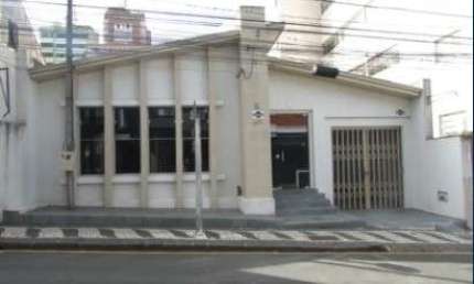 Casa Comercial com 2 quartos  para alugar, 200.00 m2 por R$6000.00  - Centro - Ponta Grossa/PR