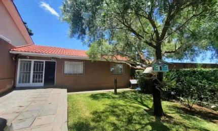 Casa Residencial com 2 quartos  à venda, 60.00 m2 por R$300000.00  - Orfas - Ponta Grossa/PR