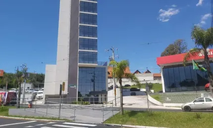 Comercial para alugar, 42.00 m2 por R$3000.00  - Nova Russia - Ponta Grossa/PR