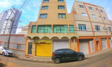 Comercial para alugar, 77.00 m2 por R$1345.00  - Centro - Ponta Grossa/PR