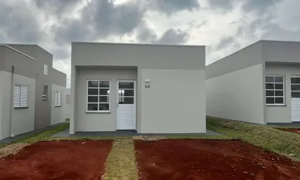 Casa Residencial com 2 quartos  para alugar, 50.00 m2 por R$750.00  - Neves - Ponta Grossa/PR