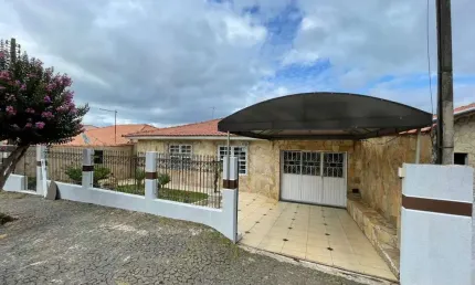 Casa Residencial com 3 quartos  para alugar, 220.00 m2 por R$3000.00  - Contorno - Ponta Grossa/PR