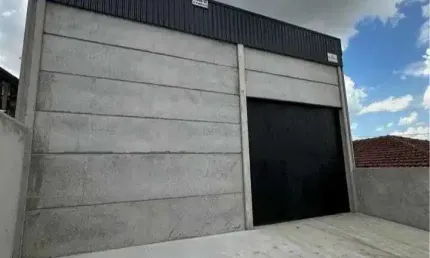 Barracão/Galpão para alugar, 300.00 m2 por R$7250.00  - Boa Vista - Ponta Grossa/PR