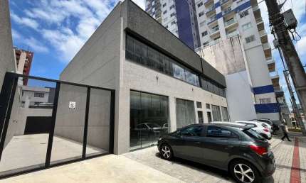 Comercial para alugar, 1042.00 m2 por R$10000.00  - Centro - Ponta Grossa/PR