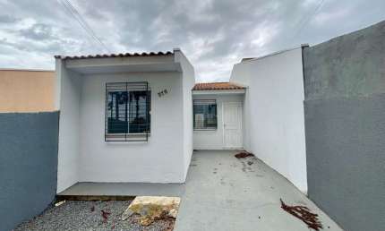 Casa Residencial com 2 quartos  à venda, 47.80 m2 por R$175000.00  - Uvaranas - Ponta Grossa/PR