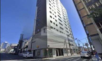Apartamento com 4 quartos  para alugar, 130.00 m2 por R$3250.00  - Centro - Ponta Grossa/PR
