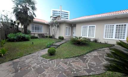 Casa Residencial com 3 quartos  à venda, 445.22 m2 por R$2700000.00  - Centro - Ponta Grossa/PR