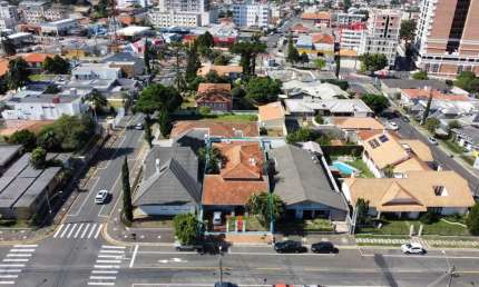 Casa Residencial com 4 quartos  à venda, 430.00 m2 por R$1800000.00  - Jardim Carvalho - Ponta Grossa/PR