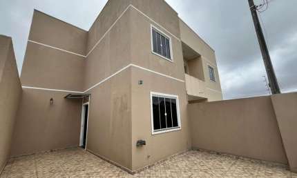 Sobrado com 2 quartos  à venda, 52.00 m2 por R$240000.00  - Chapada - Ponta Grossa/PR