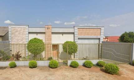 Casa Residencial com 4 quartos  à venda, 262.00 m2 por R$450000.00  - Uvaranas - Ponta Grossa/PR