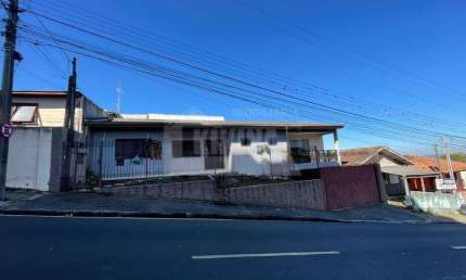 Casa Residencial com 3 quartos  para alugar, 232.00 m2 por R$4000.00  - Centro - Ponta Grossa/PR