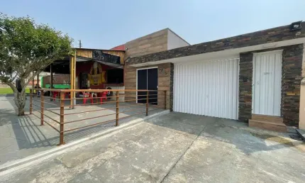 Casa Residencial com 4 quartos  para alugar, 314.00 m2 por R$4000.00  - Oficinas - Ponta Grossa/PR