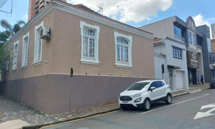 Casa Comercial com 4 quartos  à venda, 250.00 m2 por R$1700000.00  - Centro - Ponta Grossa/PR
