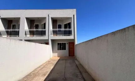 Sobrado com 3 quartos  à venda, 80.00 m2 por R$250000.00  - Contorno - Ponta Grossa/PR