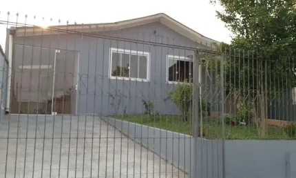 Casa Residencial com 3 quartos  à venda, 275.00 m2 por R$260000.00  - Boa Vista - Ponta Grossa/PR