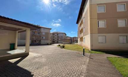 Apartamento com 3 quartos  para alugar, 77.00 m2 por R$1267.00  - Uvaranas - Ponta Grossa/PR