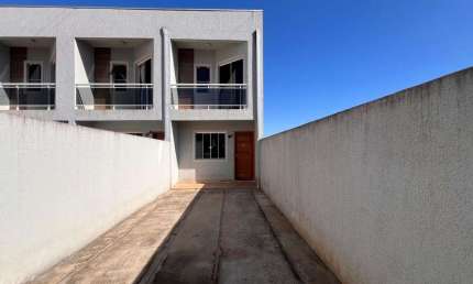 Sobrado com 2 quartos  para alugar, 90.00 m2 por R$1200.00  - Contorno - Ponta Grossa/PR