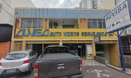 Casa Comercial com 4 quartos  à venda, 462.00 m2 por R$2500000.00  - Centro - Ponta Grossa/PR
