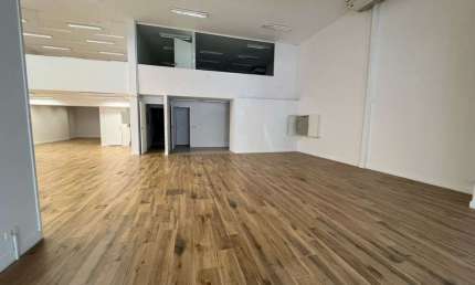 Comercial para alugar, 463.00 m2 por R$14000.00  - Centro - Ponta Grossa/PR