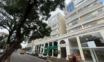 Apartamento para alugar, 187.00 m2 por R$3200.00  - Oficinas - Ponta Grossa/PR