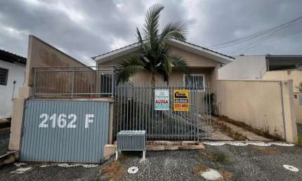 Casa Comercial para alugar, 62.98 m2 por R$2600.00  - Orfas - Ponta Grossa/PR