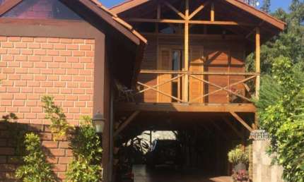Casa Residencial com 4 quartos  para alugar, 200.00 m2 por R$4500.00  - Colonia Dona Luiza - Ponta Grossa/PR