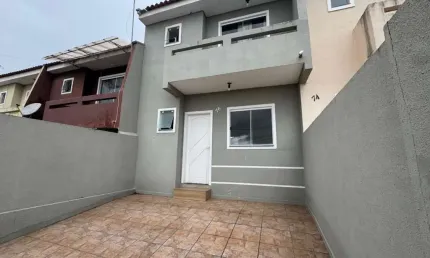 Sobrado com 2 quartos  para alugar, 60.00 m2 por R$1200.00  - Uvaranas - Ponta Grossa/PR