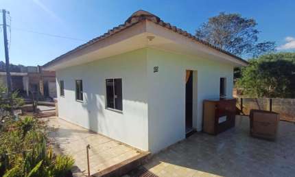 Casa Residencial com 2 quartos  para alugar, 70.00 m2 por R$1300.00  - Oficinas - Ponta Grossa/PR