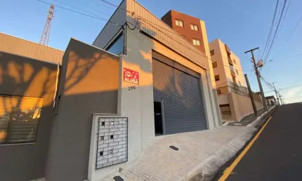 Barracão/Galpão para alugar, 360.00 m2 por R$9000.00  - Centro - Ponta Grossa/PR
