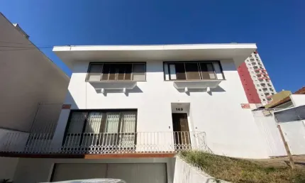 Casa Comercial para alugar, 349.00 m2 por R$8000.00  - Centro - Ponta Grossa/PR