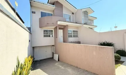 Sobrado com 4 quartos  para alugar, 260.00 m2 por R$4000.00  - Jardim Carvalho - Ponta Grossa/PR