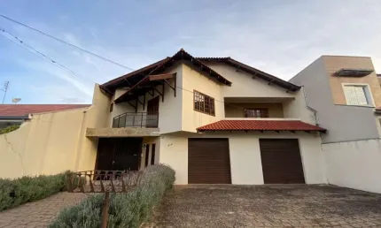 Casa comercial com 5 quartos  para alugar, 300.00 m2 por r$4800.00  - oficinas - ponta grossa/pr