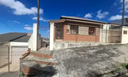 Casa Residencial com 3 quartos  à venda, 114.00 m2 por R$350000.00  - Uvaranas - Ponta Grossa/PR