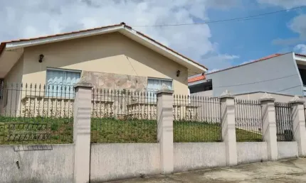 Casa Residencial com 3 quartos  à venda, 792.00 m2 por R$750000.00  - Uvaranas - Ponta Grossa/PR