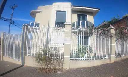 Sobrado com 3 quartos  à venda, 200.00 m2 por R$750000.00  - Nova Russia - Ponta Grossa/PR