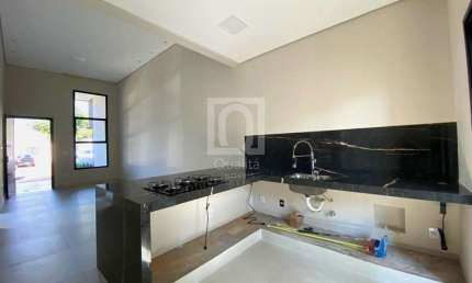 Casa térrea à venda no Condomínio Residencial Jardim em Sorocaba