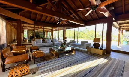 Casa com 12 Suítes à Venda no Condomínio Fazenda Boa Vista