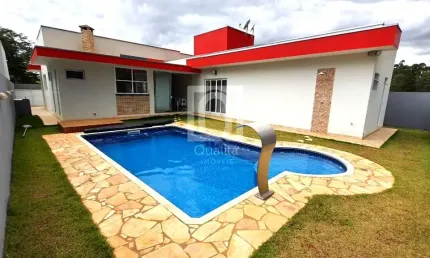 Casa térrea à venda no condomínio ninho verde 1- porangaba