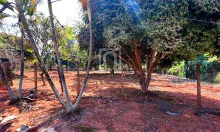 Terreno à venda no bairro Recanto Ipanema do Meio em Araçoiaba da Serra
