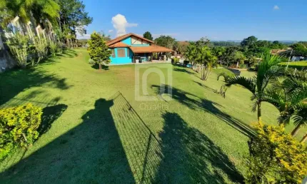 Chácara com escritura e piscina no Quintas De Pirapora II em Salto de Pirapora