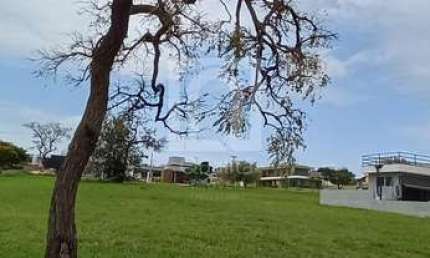 Terreno à venda no Centro, Avaré 