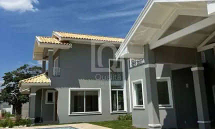 Casa sobrado alto padrão em condomínio com 3 suítes Parque Chapada de Itu