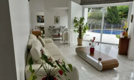 Sobrado à venda no Condomínio Morada dos Lagos, Aldeia da Serra, Barueri - 4 quartos, piscina