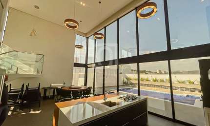 Casa à venda no Residencial Bouganville, Sorocaba - 4 Suítes, Piscina e Área Gourmet