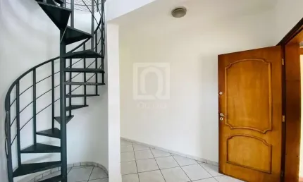 Casa térrea de esquina à venda no Jardim Guadalajara, Sorocaba