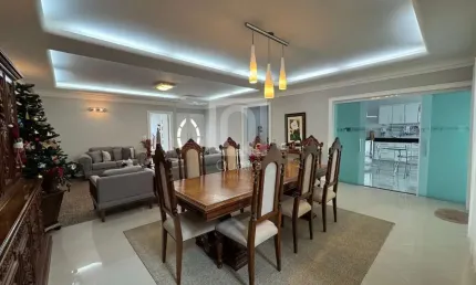Casa de alto padrão à venda no condomínio aldeia da mata