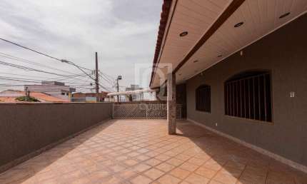 Casa com 3 quartos à venda na Vila Barão, Sorocaba 